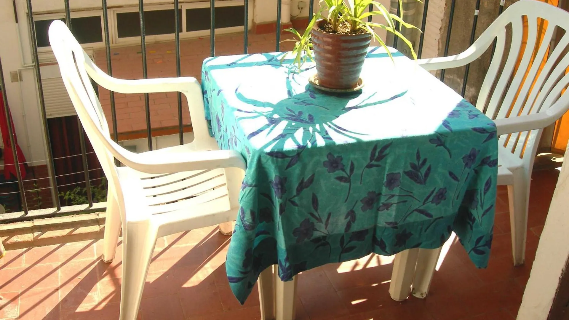 Pedrera - Gracia Apartment Barcelona