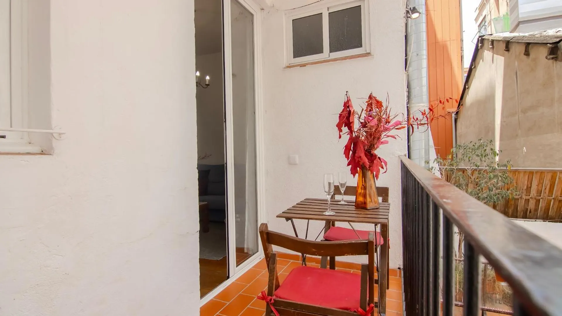 Pedrera - Gracia Apartment Barcelona