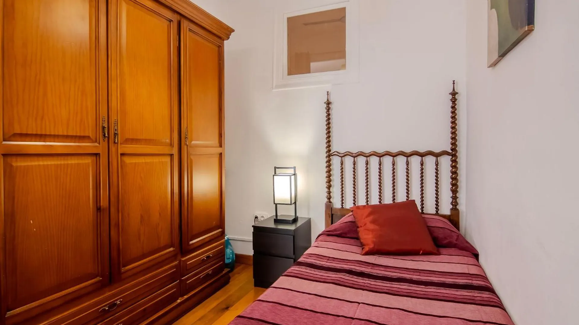 Pedrera - Gracia Apartment Barcelona 0*,  Spain