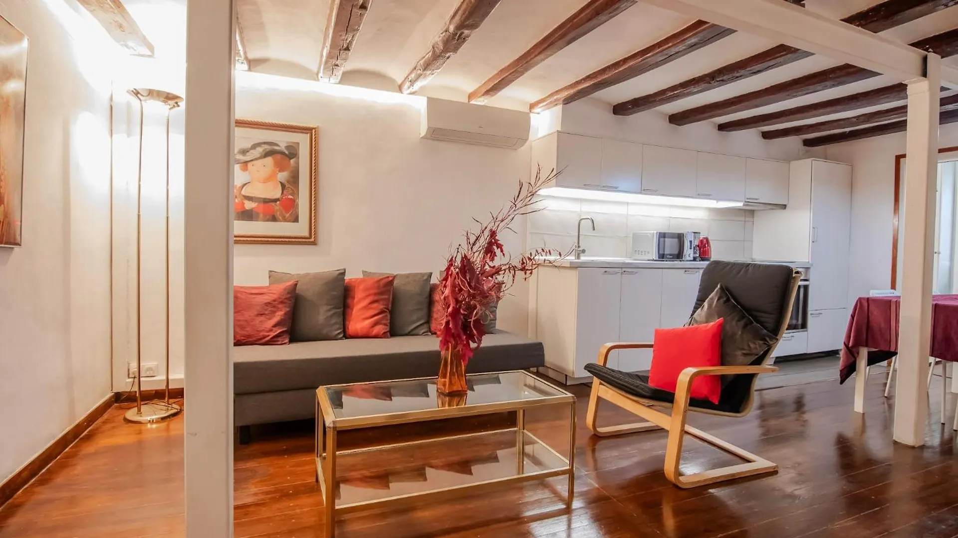 Pedrera - Gracia Apartment Barcelona Spain