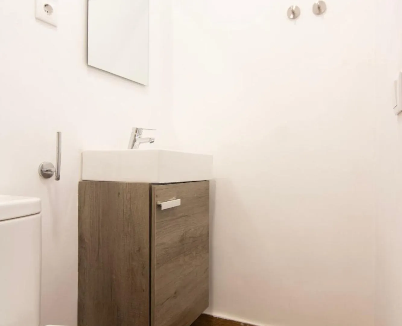 Pedrera - Gracia Apartment Barcelona